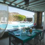 Paradise Estate Mykonos - Views, Party, Memories 2026 פאראגה