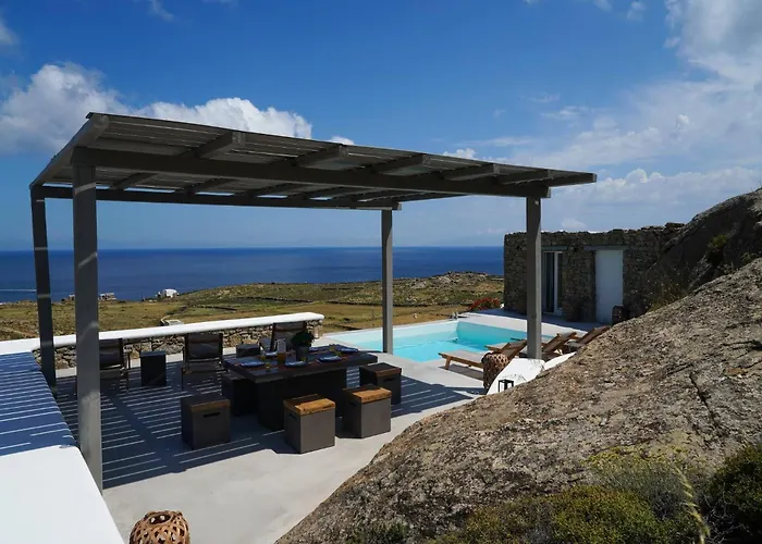 Paradise Estate Mykonos - Views, Party, Memories 2026 Bed & Breakfast 4*