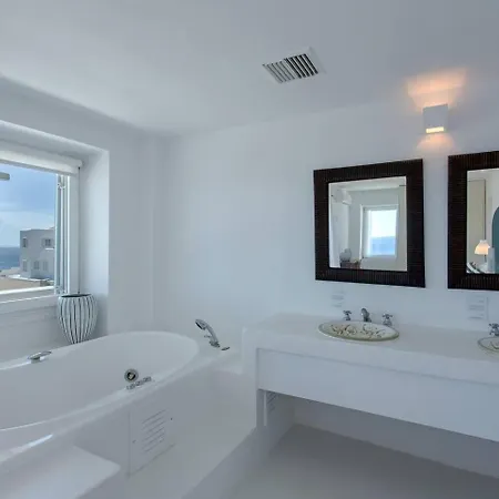 Delilah - Paradise Estate Mykonos - Views, Party, Memories 2026 4* Paraga (Mykonos)