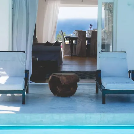 ベッド・アンド・ブレックファスト Delilah - Paradise Estate Mykonos - Views, Party, Memories 2026 4*