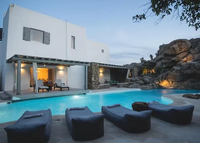 Paradise Estate Mykonos - Views, Party, Memories 2026 Bed and Breakfast Παράγκα