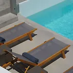 Bed & Breakfast Paradise Estate Mykonos - Views, Party, Memories 2026 4*