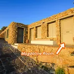 Delilah - Paradise Estate Mykonos - Views, Party, Memories 2026 Bed and breakfast 4*