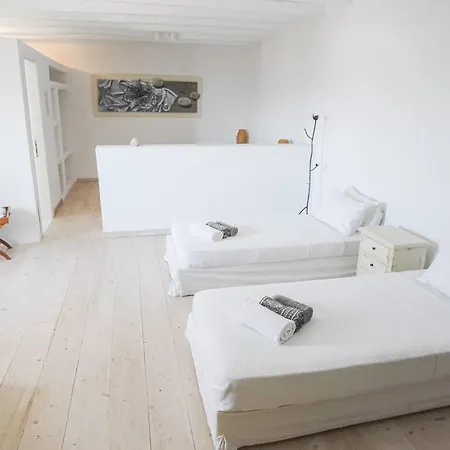 Delilah - Paradise Estate Mykonos - Views, Party, Memories 2026 Bed & Breakfast