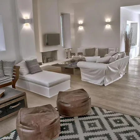 Delilah - Paradise Estate Mykonos - Views, Party, Memories 2026 Bed & Breakfast Paraga (Mykonos)