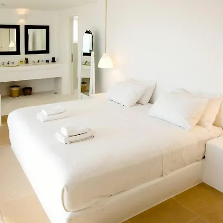 Delilah - Paradise Estate Mykonos - Views, Party, Memories 2026 Bed & Breakfast