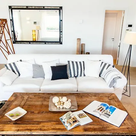 Delilah - Paradise Estate Mykonos - Views, Party, Memories 2026 Bed & Breakfast Paraga (Mykonos)