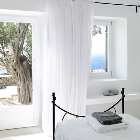 Bed & Breakfast Delilah - Paradise Estate Mykonos - Views, Party, Memories 2026