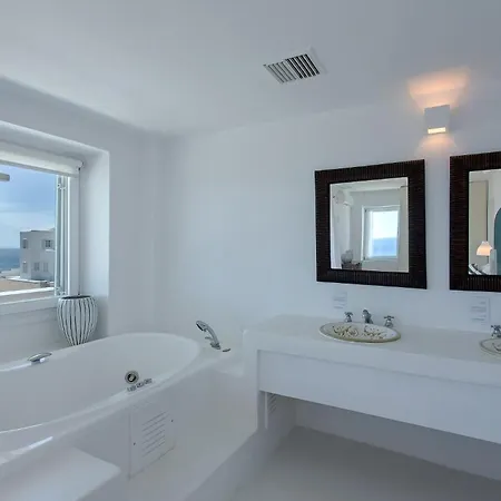 Delilah - Paradise Estate Mykonos - Views, Party, Memories 2026 4*