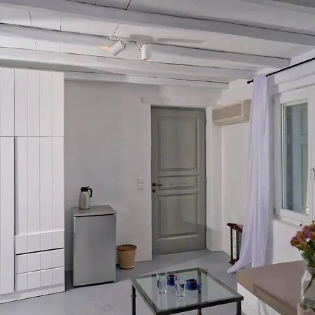 Paradise Estate Mykonos - Views, Party, Memories 2026 住宿加早餐酒店 4*