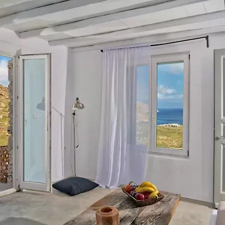 Nocleg ze śniadaniem Delilah - Paradise Estate Mykonos - Views, Party, Memories 2026