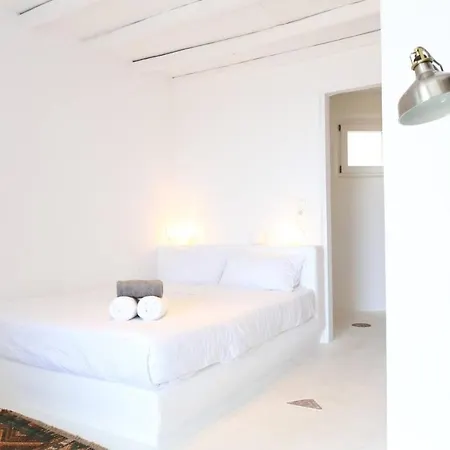 Delilah - Paradise Estate Mykonos - Views, Party, Memories 2026