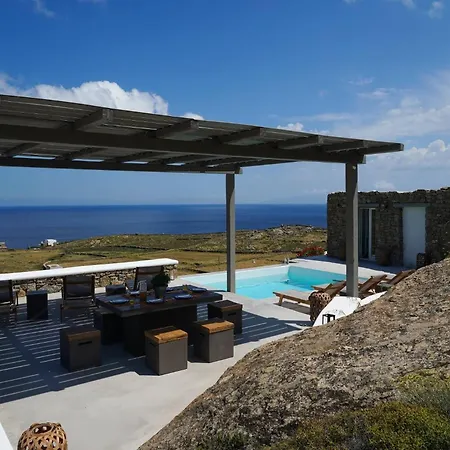 Paradise Estate Mykonos - Views, Party, Memories 2026 فندق مبيت وإفطار 4*