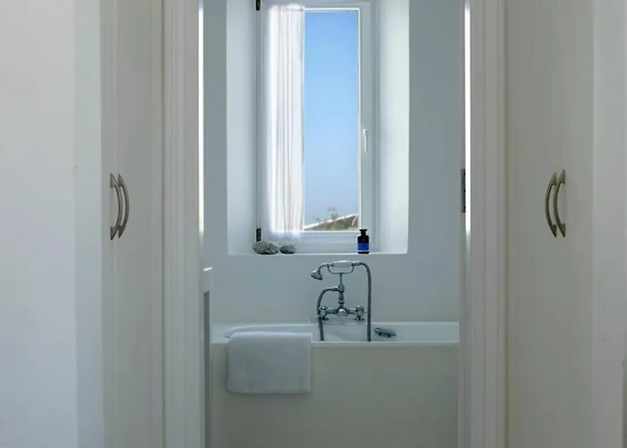 Paradise Estate Mykonos - Views, Party, Memories 2026 Paraga (Mykonos)