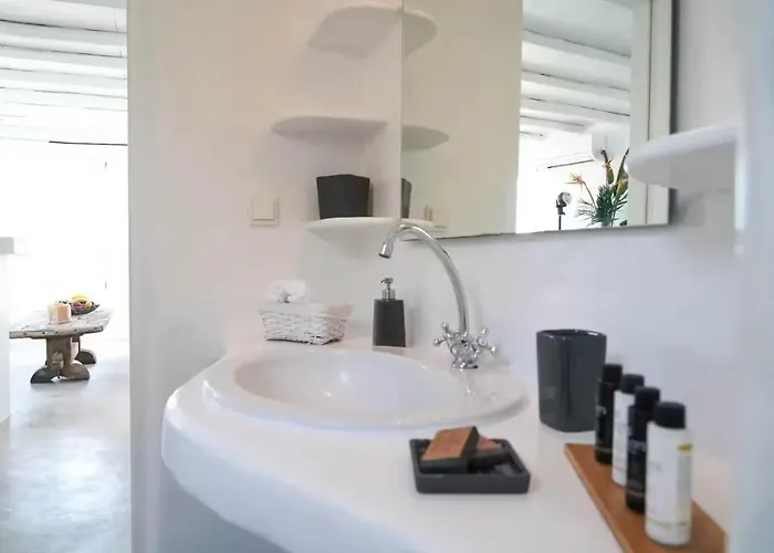 Paradise Estate Mykonos - Views, Party, Memories 2026