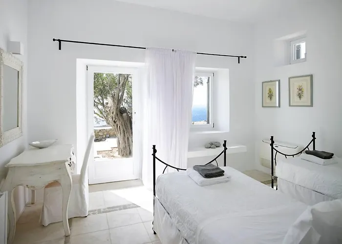 Paradise Estate Mykonos - Views, Party, Memories 2026 帕瑞加